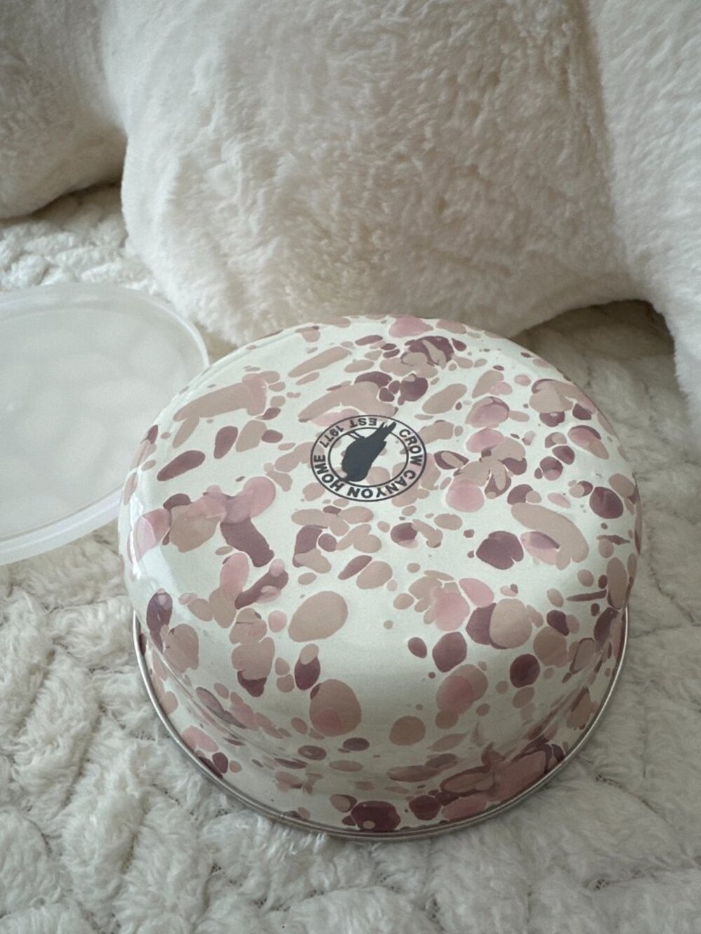 Crow Canyon Home Enamel Storage Bowl with Lid, Pink Splatter